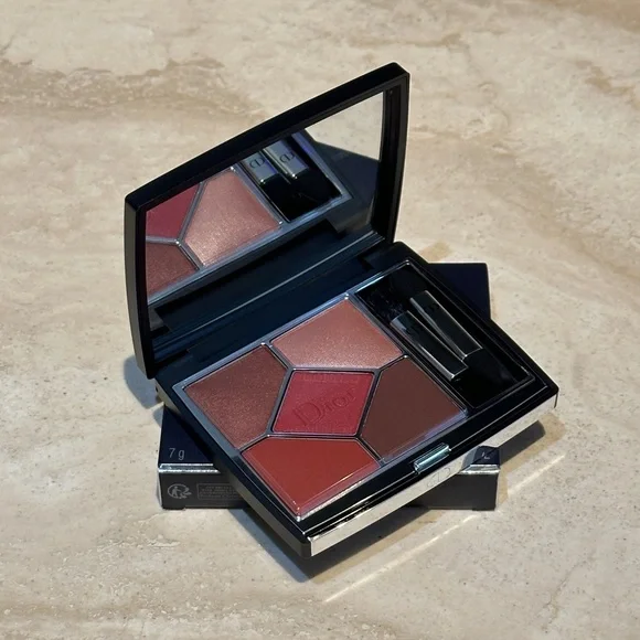Dior Diorshow 5 Couleurs Couture Eyeshadow Palette 673 Red Tartan